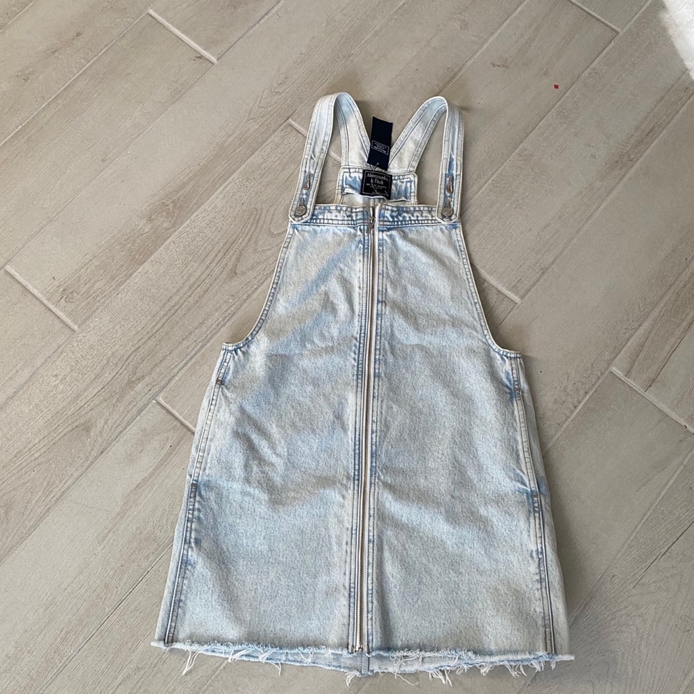 Overall dress
